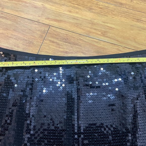 2-piece Black Sequin party mini dress, top size 8, skirt size 6, Ann Taylor - Picture 6 of 9
